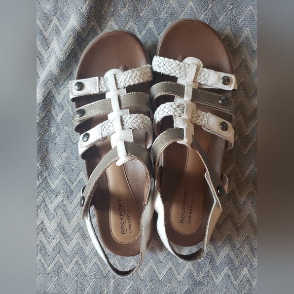 Rockport gold and white strappy sandals - Picture 8 of 8